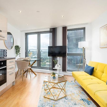 Exclusive Apartment - City Centre - Free Parking -Wifi Netflix- Juliet Balcony Leeds  Buitenkant foto